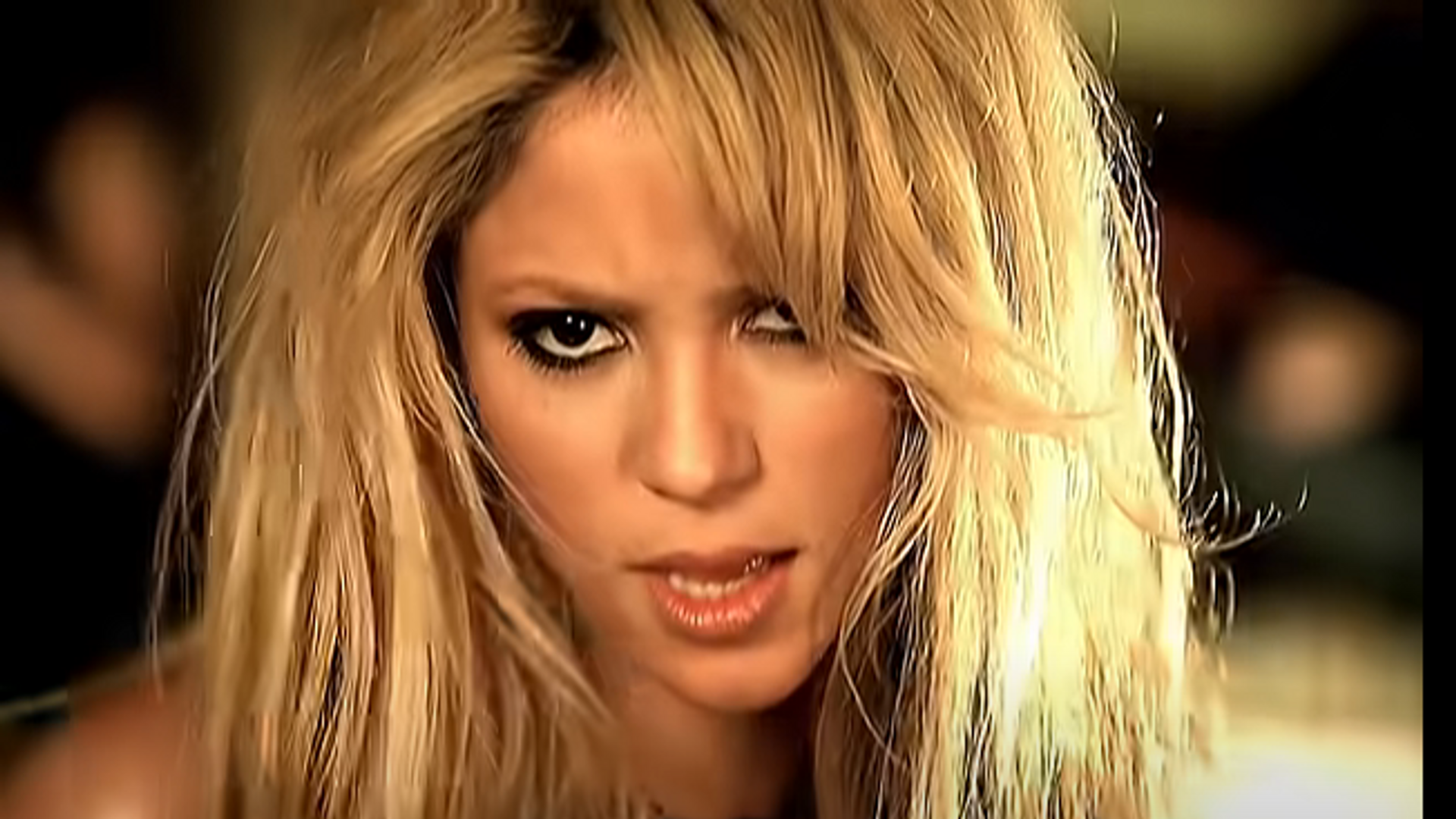 Shakira - rnews, 1920, 01.03.2023