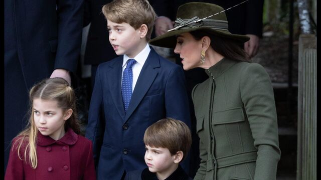Принцесса Кейт, принц Джордж, принцесса Шарлотта и принц Луи.