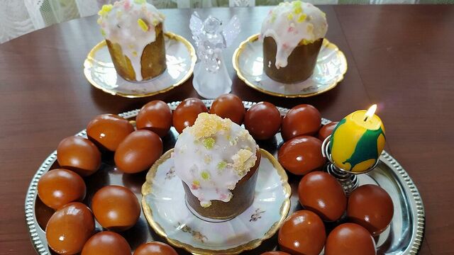 Яйца и куличи
