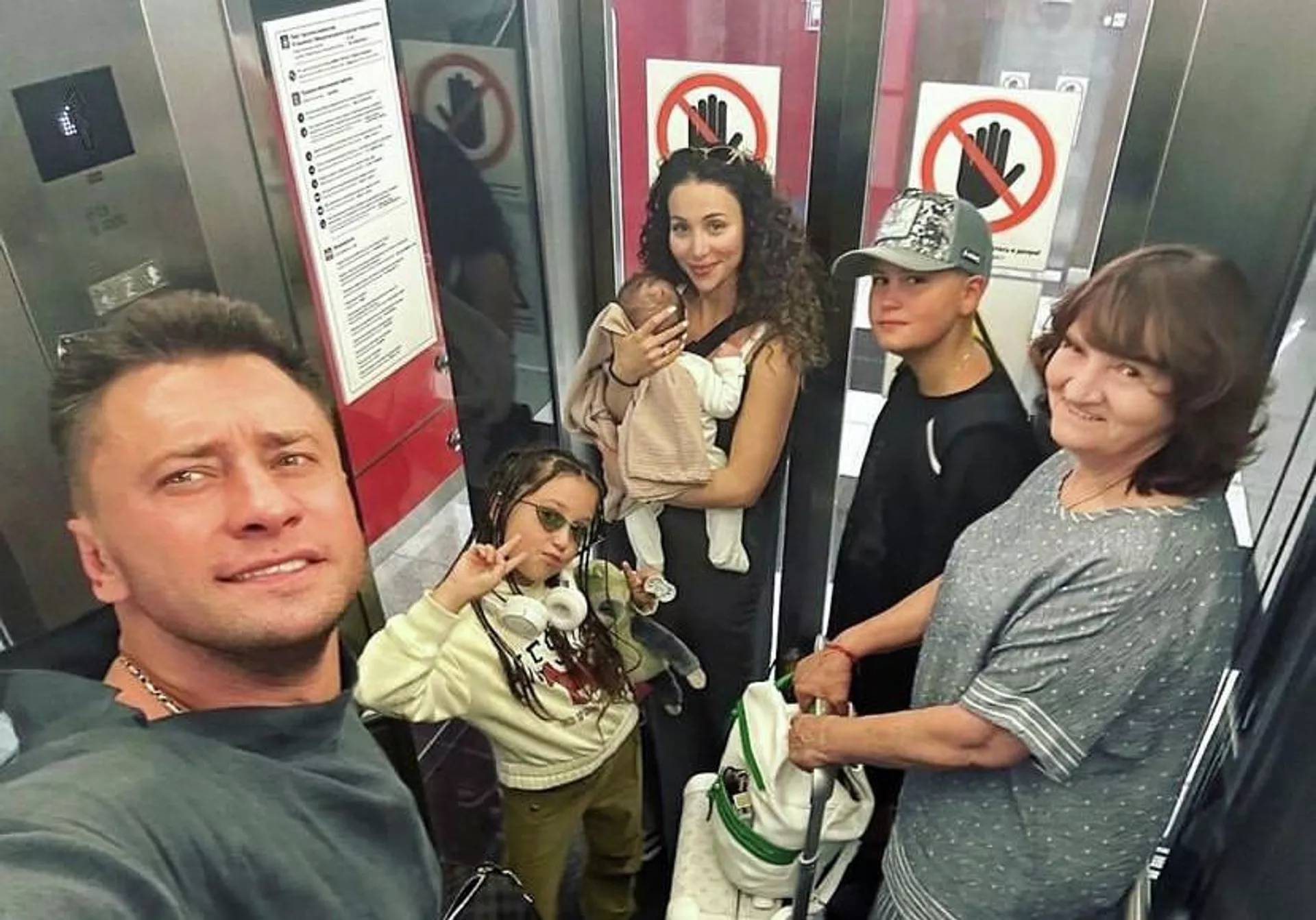 Павел Прилучный улетел в отпуск с семьей  - rnews, 1920, 26.07.2023