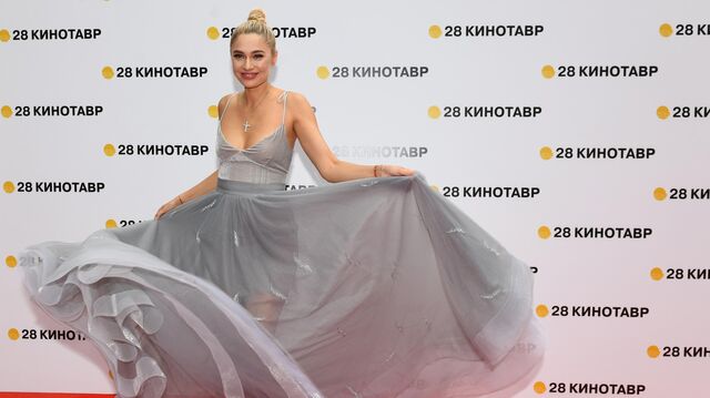  Наталья Рудова на церемонии открытия 28-го кинофестиваля Кинотавр