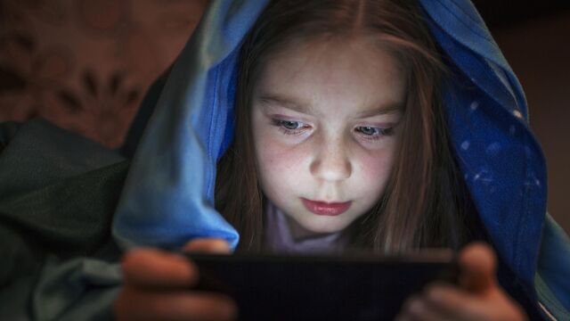 Под ударом дети: россиян предупредили о новом виде мошенничества