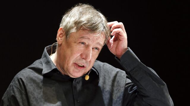 Иван Охлобыстин переживает, что у Михаила Ефремова в колонии выпадут зубы
