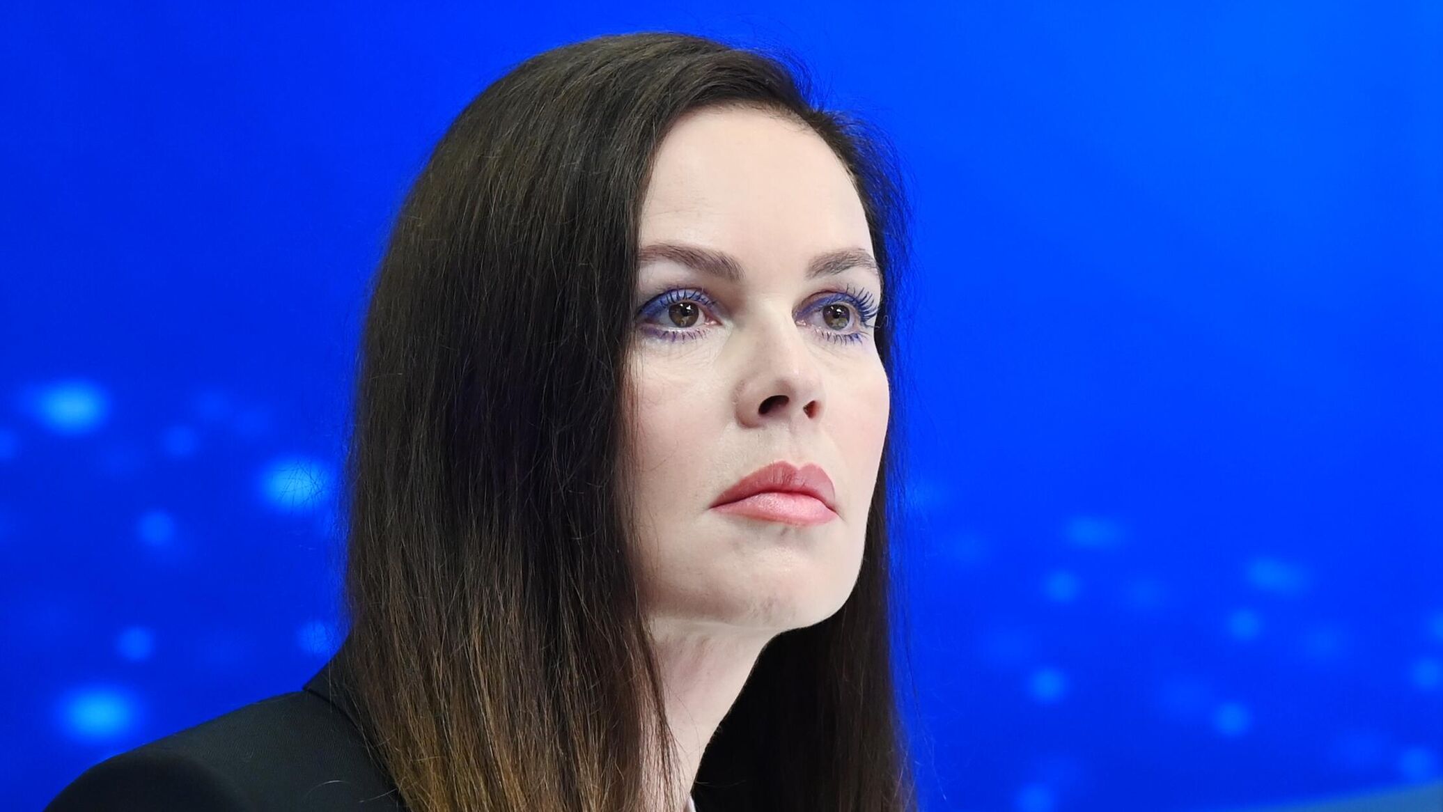 Комплексные переделки: пластический хирург раскрыл, почему Андреева так ...