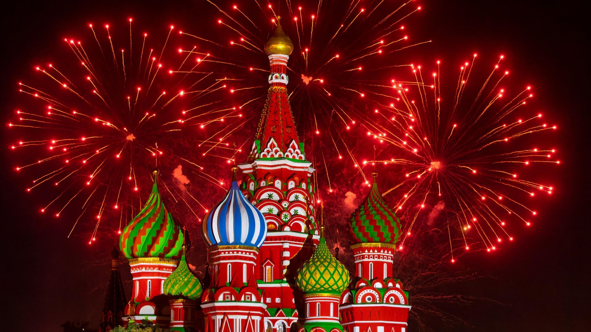В Москве отменили салюты в честь Нового года и Рождества - rnews, 1920, 24.12.2023