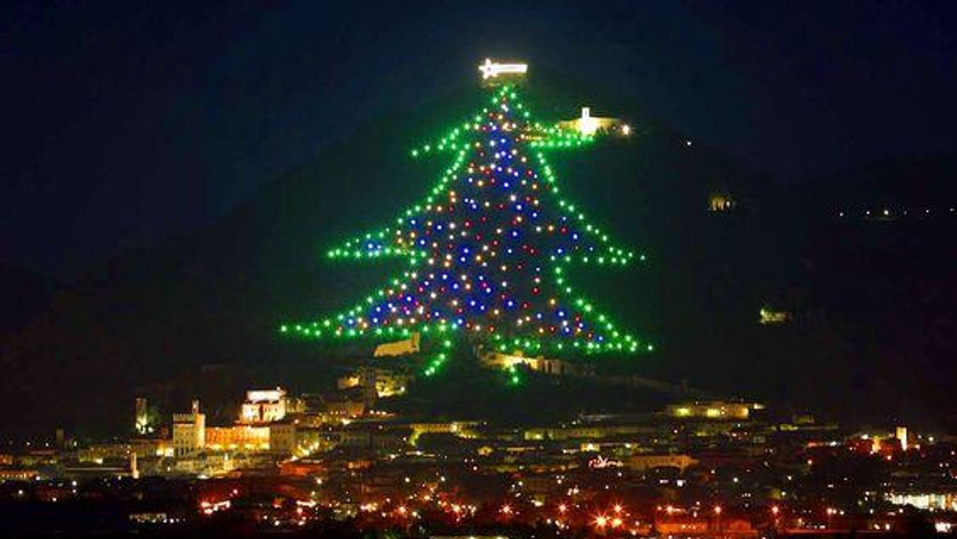 Новогодняя елка на склоне горы Инджино - rnews, 1920, 24.12.2023