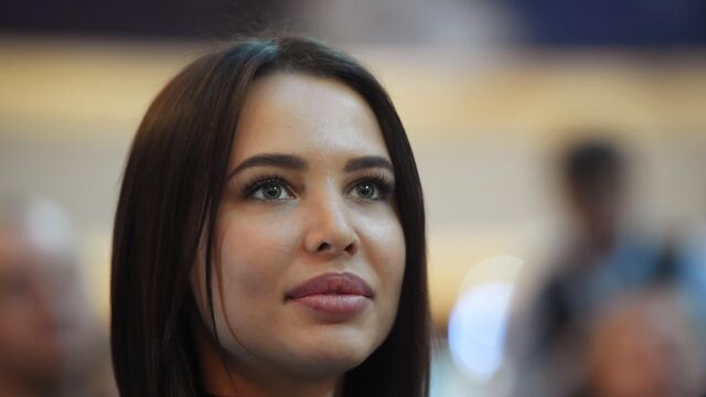 Анастасия Решетова во время открытого кастинга национального конкурса Мисс Россия в торговом центре Афимолл Сити в Москве.