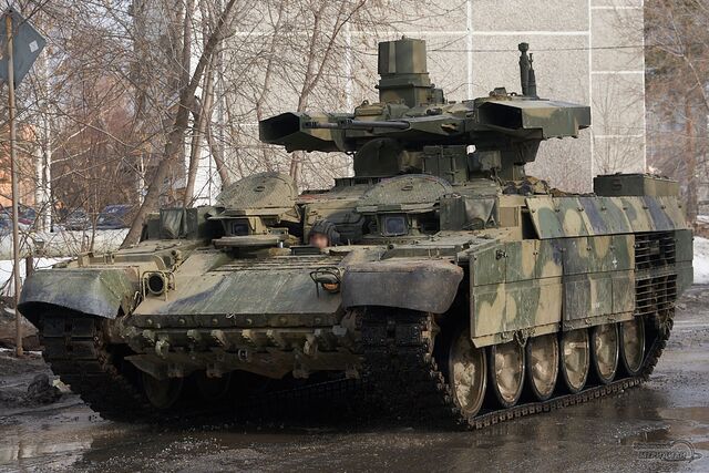 Экипажи бойцов СВО освоили мощь БМПТ на свердловском полигоне - Уральский меридиан, 12.06.2025