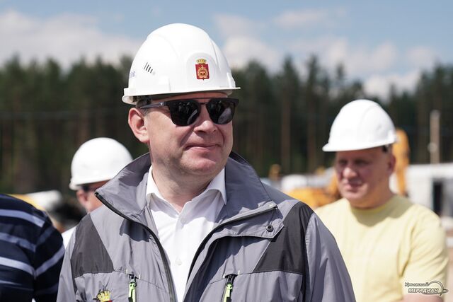 В Нижнем Тагиле мэр Владислав Пинаев проверил, как устраняют большую лужу - Уральский меридиан, 31.07.2025