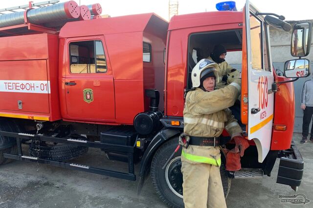 Спасатели МЧС в Свердловской области ликвидировали 13 пожаров за сутки - Уральский меридиан, 17.08.2025