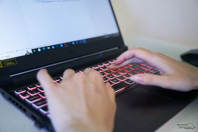 Экс-посол Великобритании предложил ограничить детям доступ в Интернет до 15 лет - Уральский меридиан, 21.09.2026