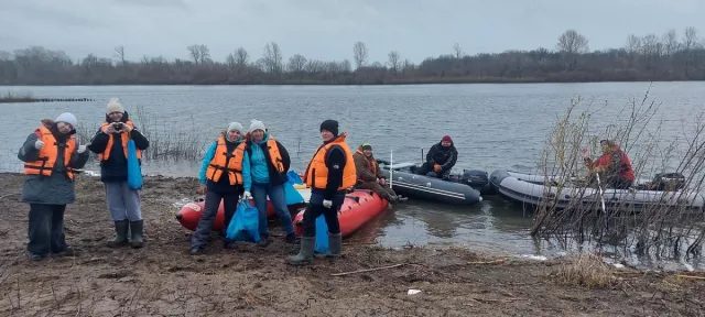 Волонтеры ОМК собрали более 250 килограммов мусора в рамках семейного экосплава - SterlitamakTime.ru - главные новости Стерлитамака, 22.11.2024