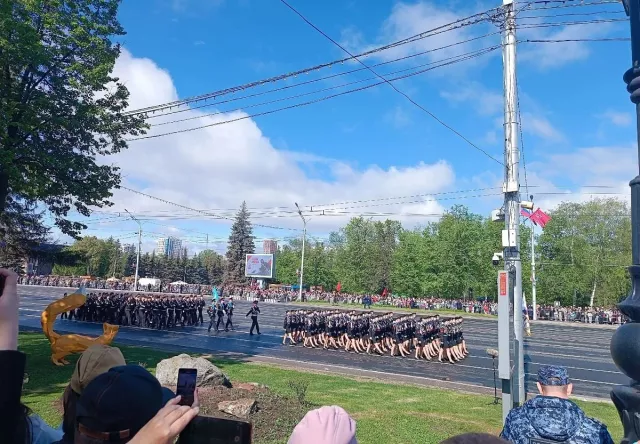 В Уфе прошел парад в честь великого Дня Победы - SterlitamakTime.ru - главные новости Стерлитамака, 09.05.2025