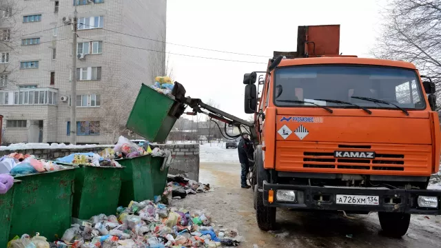 В новогодние праздники в Челябинске усилят работу по вывозу мусора - Новости Челябинска и Челябинской области - Курс Дела, 27.12.2024