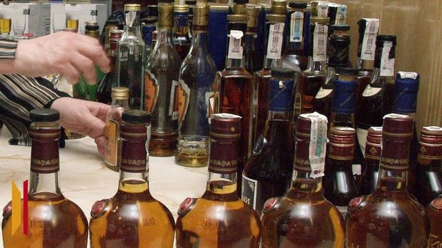 На улице Южно-Моравской за антисанитарию закрыли алкомаркет На улице Южно-Моравской за антисанитарию закрыли алкомаркет - РИА Воронеж, 15.09.2026