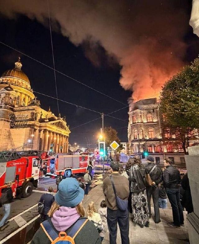 В Петербурге горит особняк Миллера XIX века рядом с Исаакиевским собором. В Петербурге горит особняк Миллера XIX века рядом с Исаакиевским собором. - РОСТОВ ПАПА 🇷🇺 🇷🇺🇷🇺🇷🇺🇷🇺РОСТОВ-НА-ДОНУ, 01.10.2026