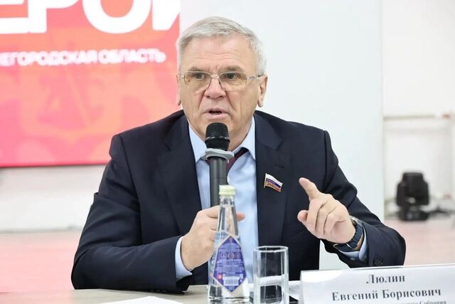 В России приняли закон о лицензировании торговли сигаретами и вейпами - Нижегородская правда, 09.06.2026