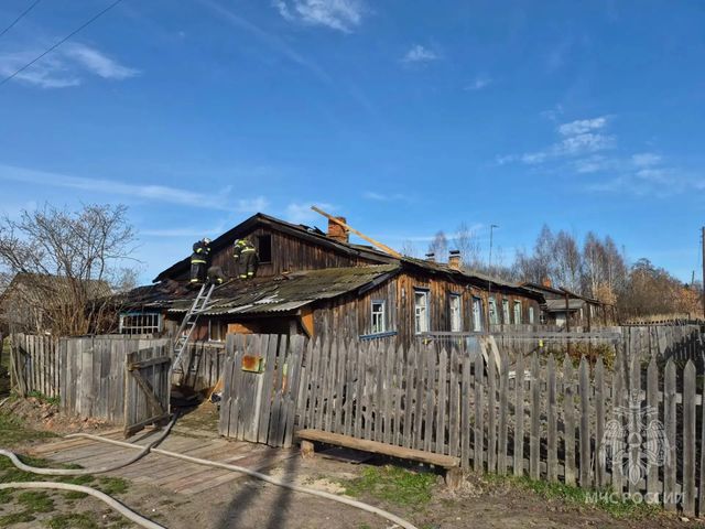 Чайник привел к пожару в деревянном доме в Лукояновском округе - Нижегородская правда, 22.10.2026