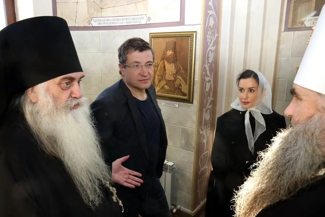 Глеб Никитин и Тина Канделаки посетили храм святой Нины в Нижнем Новгороде - Нижегородская правда, 24.10.2026