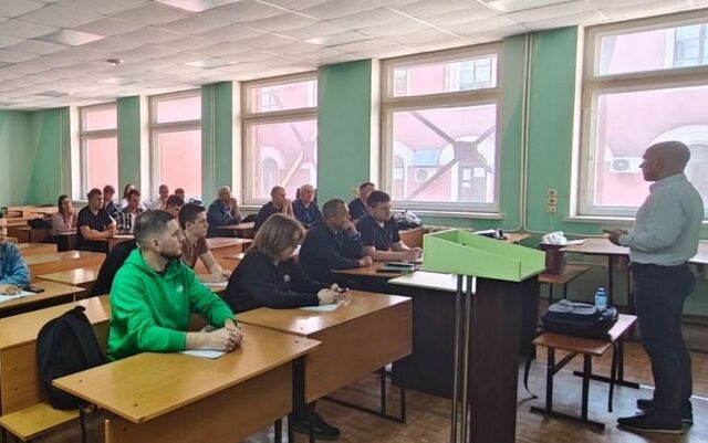 В воронежском вузе обсудили со слушателями тему «Драйверы российской экономики» - Время Воронежа, 20.06.2025