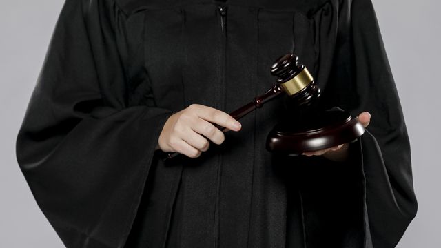 Пятерых подростков из Воронежа будут судить за разбой и угон автомобиля - Время Воронежа, 23.08.2026