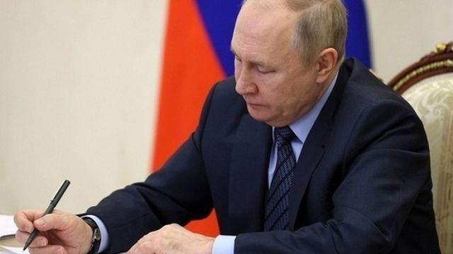 Путин наградил троих жителей Воронежской области государственными наградами - Время Воронежа, 25.08.2026