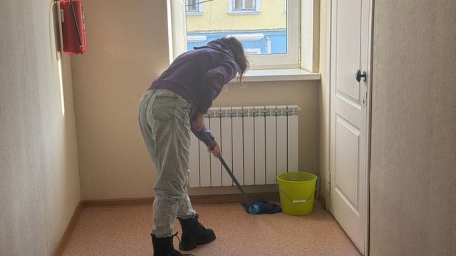 Больше не мою полы во всей квартире: прохожусь только по 5 местам — и чистота держится дольше - Время Воронежа, 24.09.2026