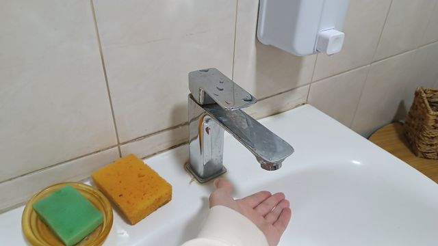 Вода из крана бьёт в стороны: проверяю маленькую деталь — и проблема решается за считанные минуты - Время Воронежа, 12.10.2026