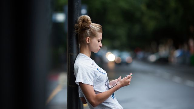 СК России предупредил воронежцев об опасности вербовки подростков в интернете - Время Воронежа, 12.10.2026