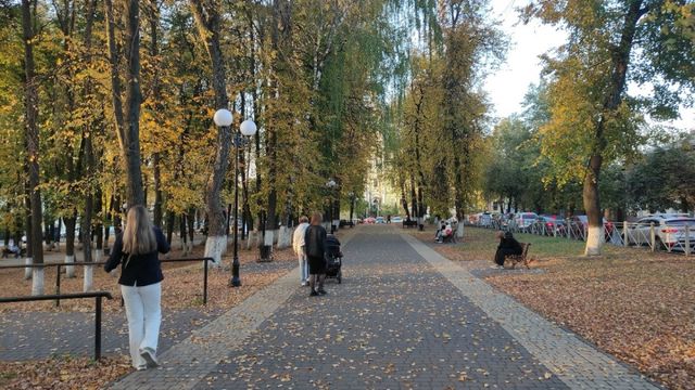 Погода сойдёт с ума на грядущей неделе: где ударят морозы до -17 и куда нагрянет лето — свежий прогноз по регионам - Время Воронежа, 17.10.2026