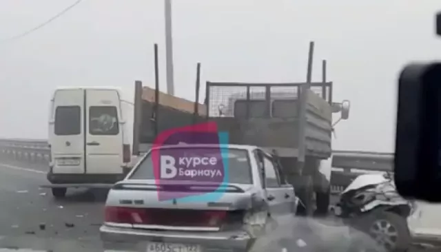 Стали известны подробности массового ДТП в Тальменском районе - Толк, 02.10.2023