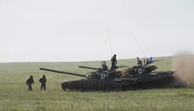 С днем танкиста! Красивые поздравления с праздником в стихах, прозе и смс - Толк, 08.09.2024