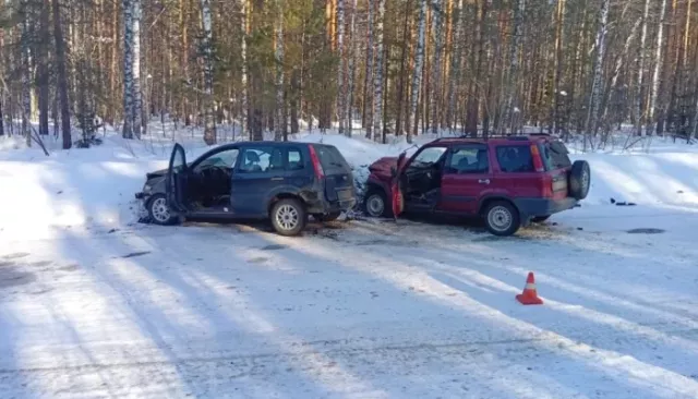 Три человека пострадали в ДТП на трассе у села Верх-Бийск - Толк, 15.03.2025