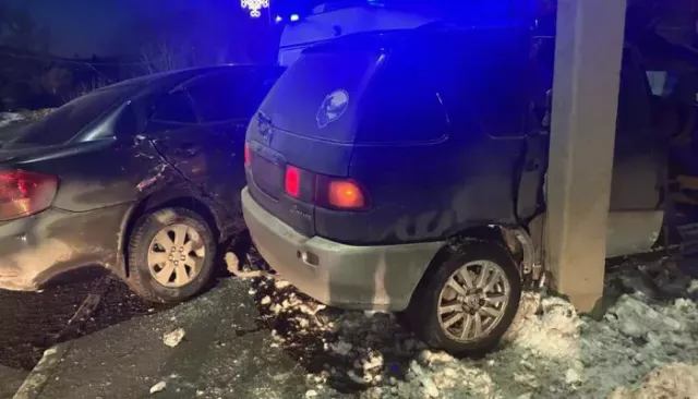 В Горно-Алтайске произошло ДТП с тремя пострадавшими - Толк, 17.03.2025