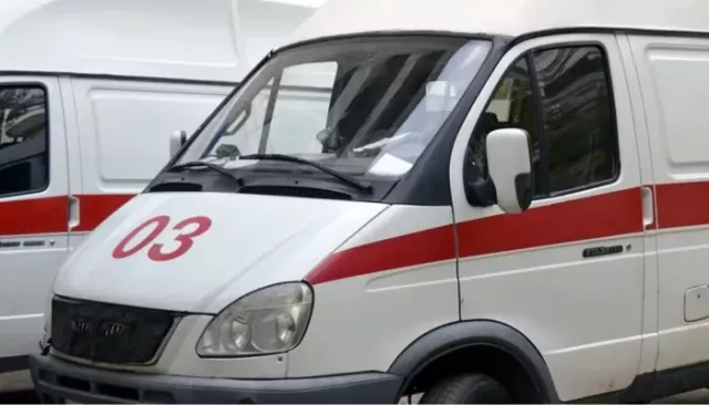 Барнаульцы жалуются на бьющую током дверь в популярной кофейне - Толк, 09.05.2025