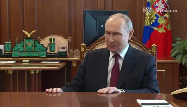Вертолет с Путиным был в эпицентре атаки дронов в Курской области - Толк, 25.05.2025