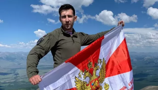 Сотрудник Росгвардии в одиночку поднялся на две горные вершины в Республике Алтай - Толк, 26.06.2025