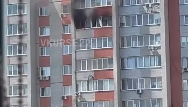 Пожар вспыхнул в барнаульской многоэтажке: жильцов эвакуируют - Толк, 03.07.2025