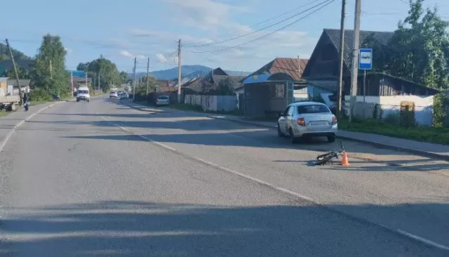 В Горно-Алтайске автоледи на "Ладе" сбила девятилетнего велосипедиста - Толк, 12.08.2025