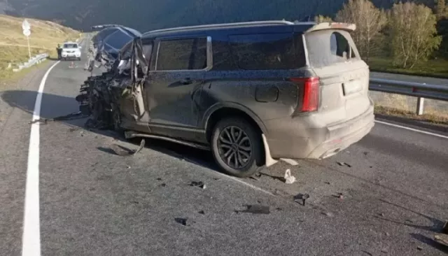 Туристка из Омской области пострадала в жестком ДТП в Республике Алтай - Толк, 14.08.2025
