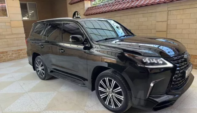 Черный Lexus в бронепленке и макси-комплектации продают за 8 млн рублей в Барнауле - Толк, 08.09.2025
