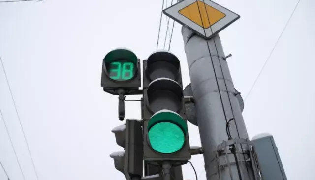 Светофоры отключат на двух перекрестках Павловского тракта в Барнауле 10 сентября - Толк, 09.09.2025