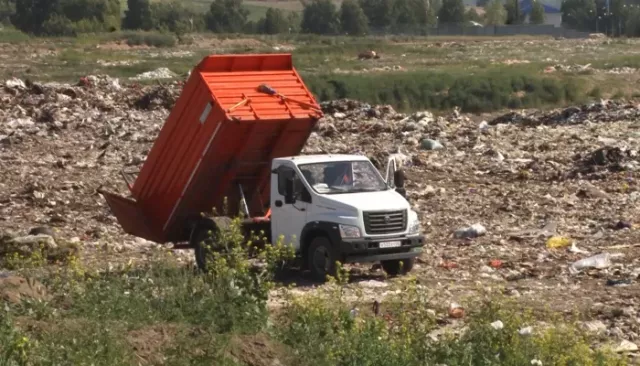 Режим повышенной готовности ввели в Алтайском крае на фоне проблем с вывозом мусора Режим повышенной готовности ввели в Алтайском крае на фоне проблем с вывозом мусора - Толк, 09.09.2025