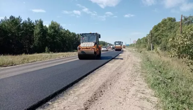 В Алтайском крае завершают ремонт трассы Алейск — Буканское - Толк, 16.09.2025