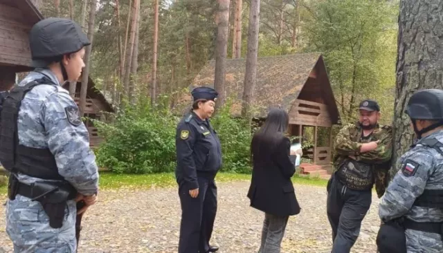 Штраф и угроза уголовного дела: что грозит алтайской турбазе за неповиновение суду - Толк, 18.09.2025
