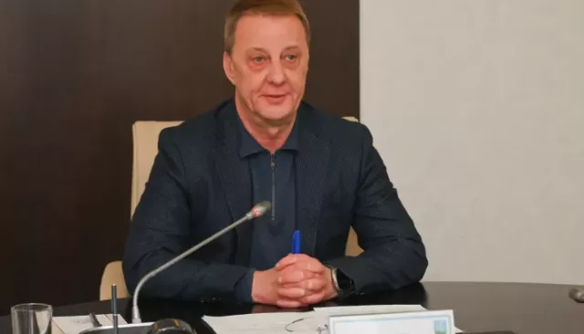 Глава Барнаула Вячеслав Франк поздравил горожан с Днем народного единства - Толк, 04.11.2025