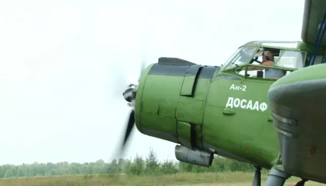 Между небом и землей: поселок и авиаклуб под Барнаулом судятся из-за "кукурузников" - Толк, 05.11.2025