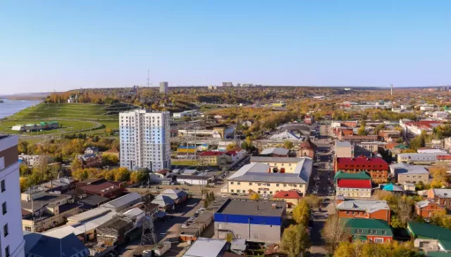 Барнаул на ладони: взгляд на город солнечных крыш с высоты птичьего полета. Фото - Толк, 05.11.2025
