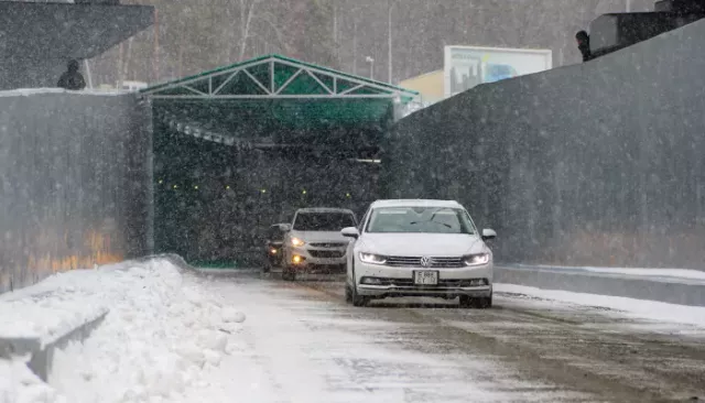 "Крутая, как в мегаполисе": как в Барнауле тихо и без помпы запустили новую развязку - Толк, 07.11.2025