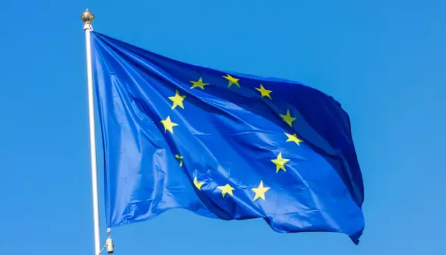 Еврокомиссия запретила выдачу россиянам многоразовых шенгенских виз - Толк, 07.11.2025